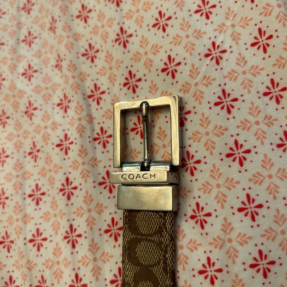 GUC Vintage Coach 8593 Reversible Signature Belt - Discontinued main image 8